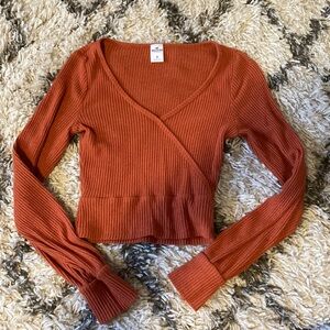 Hollister Long Sleeve Cropped Top
